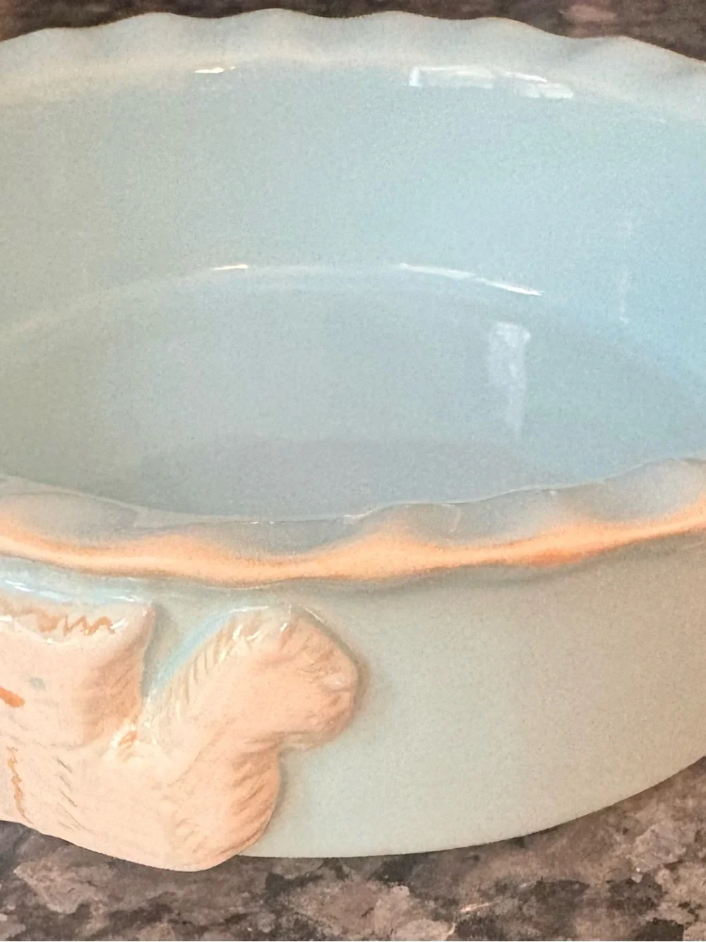 🐾 MEOW! Light Blue Carmel Ceramica Cat Bowl with Scalloped Edge 🐾